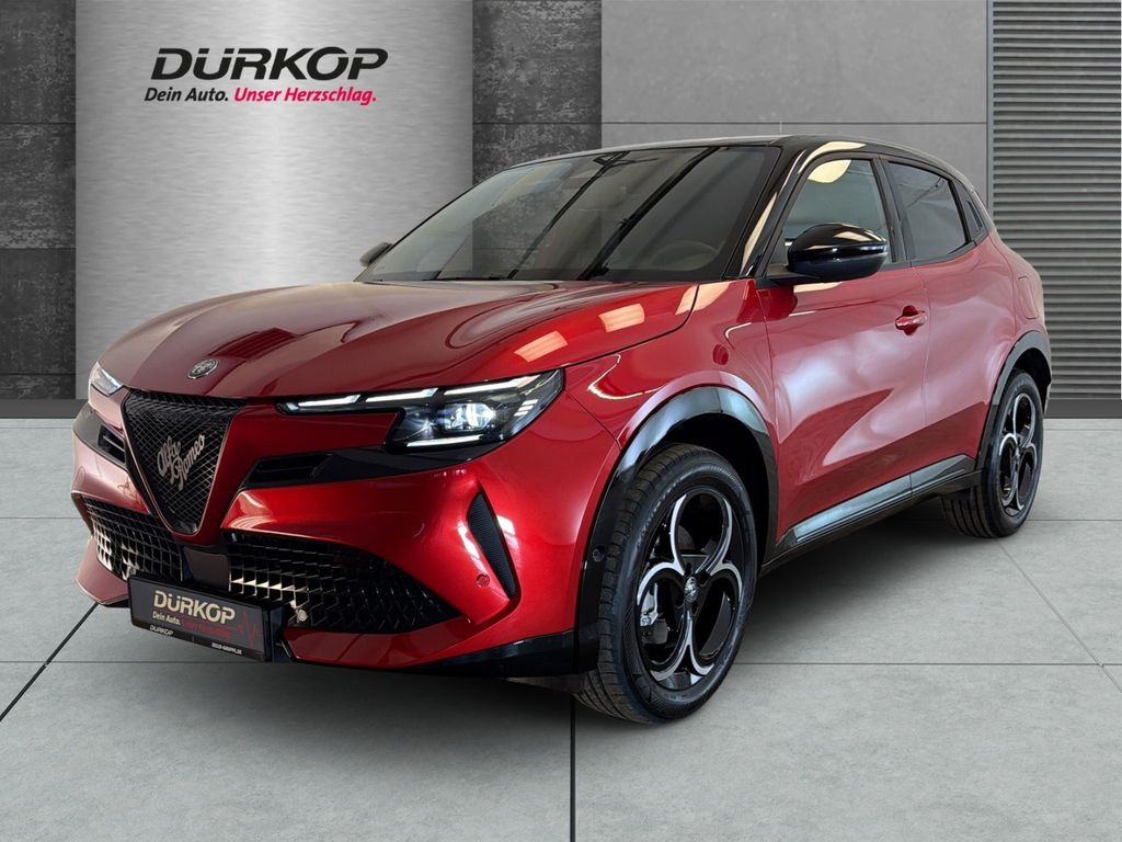 Alfa Romeo Junior Ibrida TI Tech-Paket Sommeraktion