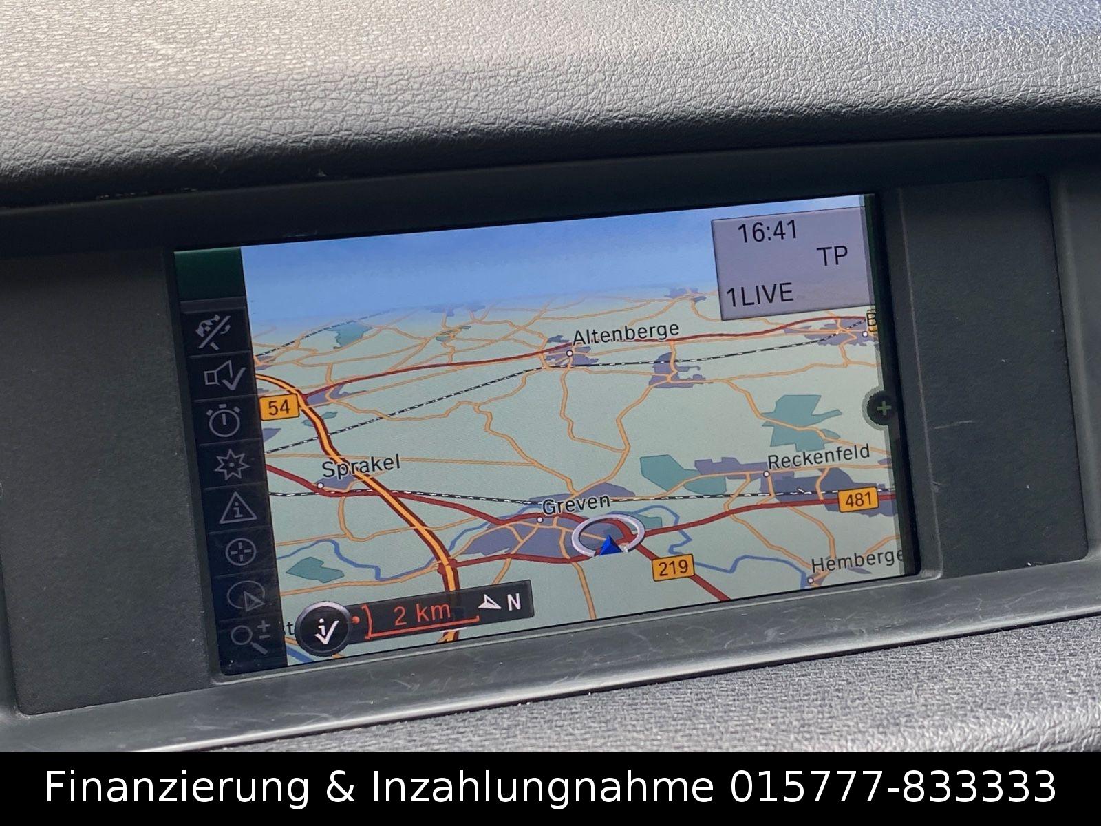 BMW X1 18i 150CH