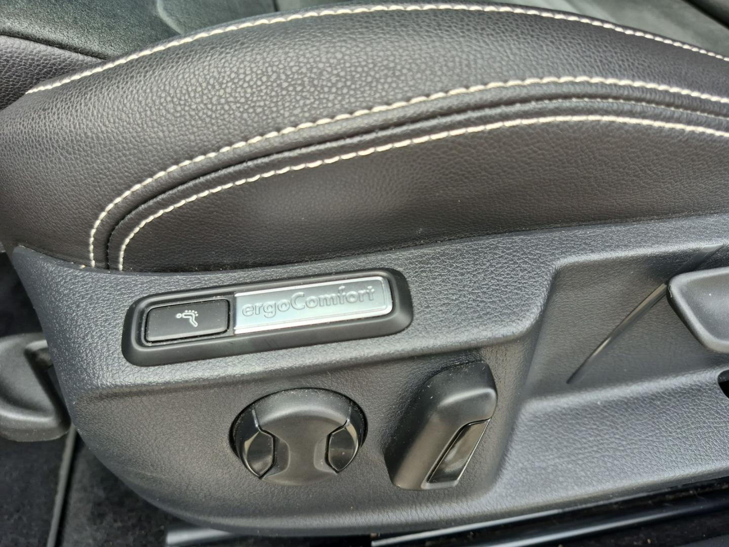 Volkswagen Passat Elegance 2.0T NAVI MatrixLED Kame, миниатюра 18