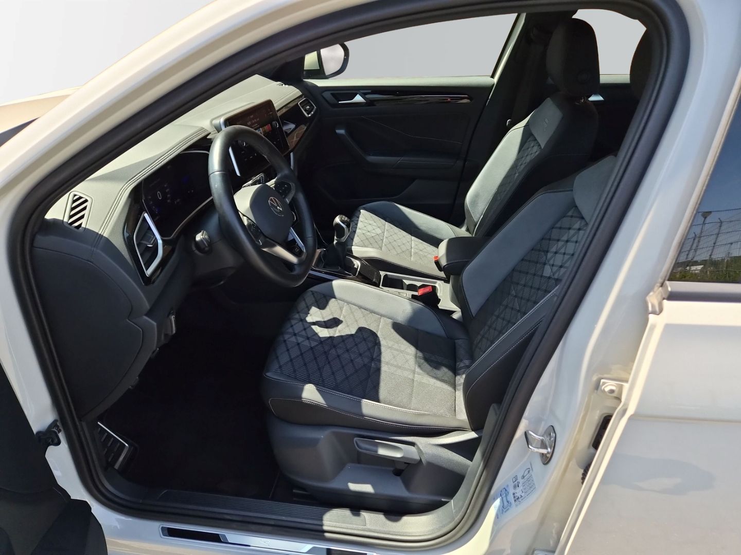 Volkswagen T-Roc R-Line 1.0 TSi App-Connect SHZ ACC DAB foto 3