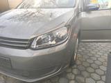Volkswagen Touran 1.6 TDI - 7 Sitzer - Sportfahrwerk - Volkswagen Touran: Sport