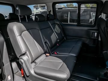 Hyundai Staria 1.6 Prime Hybrid 2WD Autobahnassistent