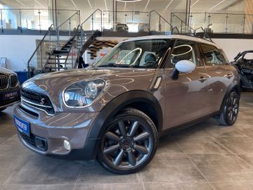 MINI Cooper SD Countryman *PANO*PDC*NAVI*BI-XENON*