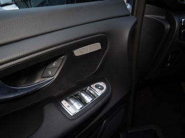 Mercedes V 250 - 11