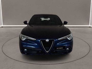 Alfa-Romeo Stelvio - 12