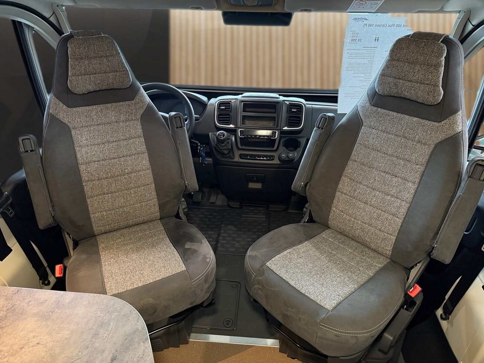 Fahrzeugabbildung Pössl Summit 600 Plus Citroen 140 PS Dörr Edition