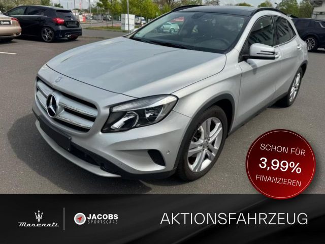 MERCEDES-BENZ GLA 180 d 7G-DCT Style Pano+Shz+Temp+Kam+Navi