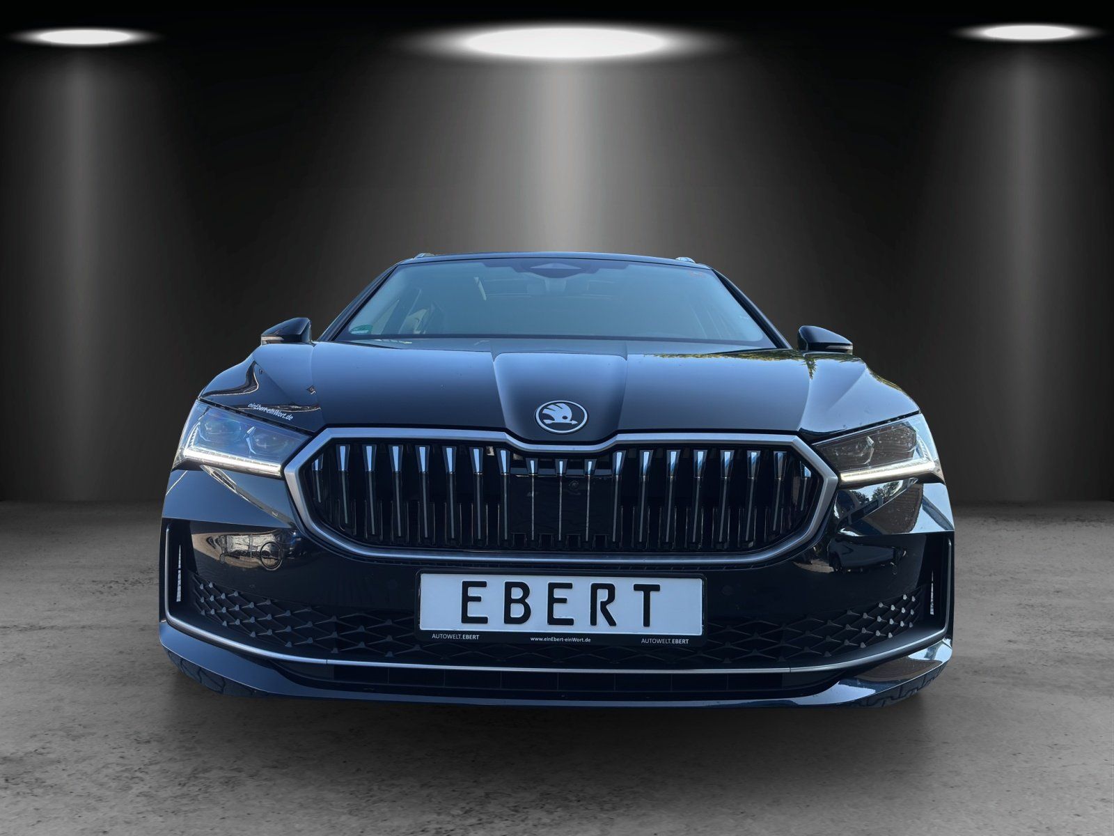 Fahrzeugabbildung SKODA Superb C L&K 2,0 TDI 110kW DSG/MATRIX/AHK/STANDH