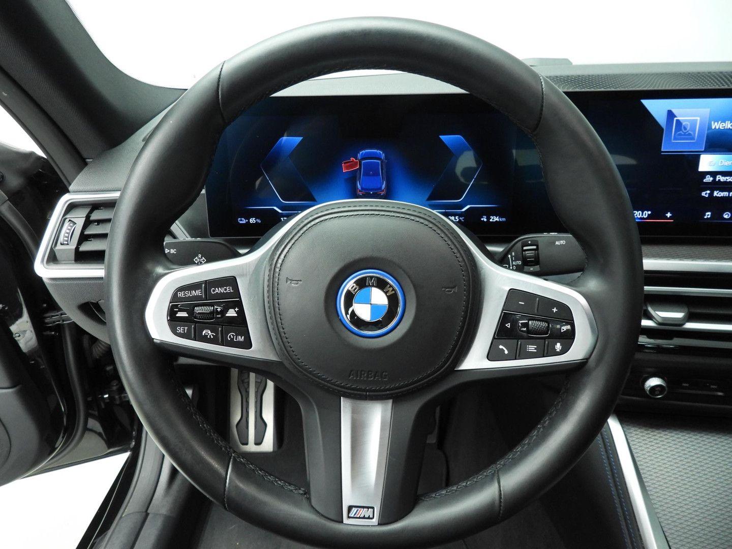 BMW i4 Gran Coupé eDrive40 M-Sportpakket LED n, миниатюра 11