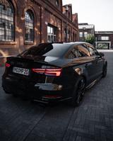 Audi RS3 2.5 TFSI S tronic quattro - - Audi RS3 in Duisburg