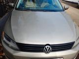 Volkswagen Jetta 2l Leder DSG Comfortline PDC Einparkhilfe  - gebrauchte VW Jetta aus dem Jahr 2013