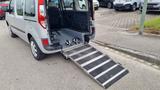 Renault Kangoo Happy Family mit Rollstuhlrampe - Renault Kangoo mit Benzin-Antrieb: Kleinbus