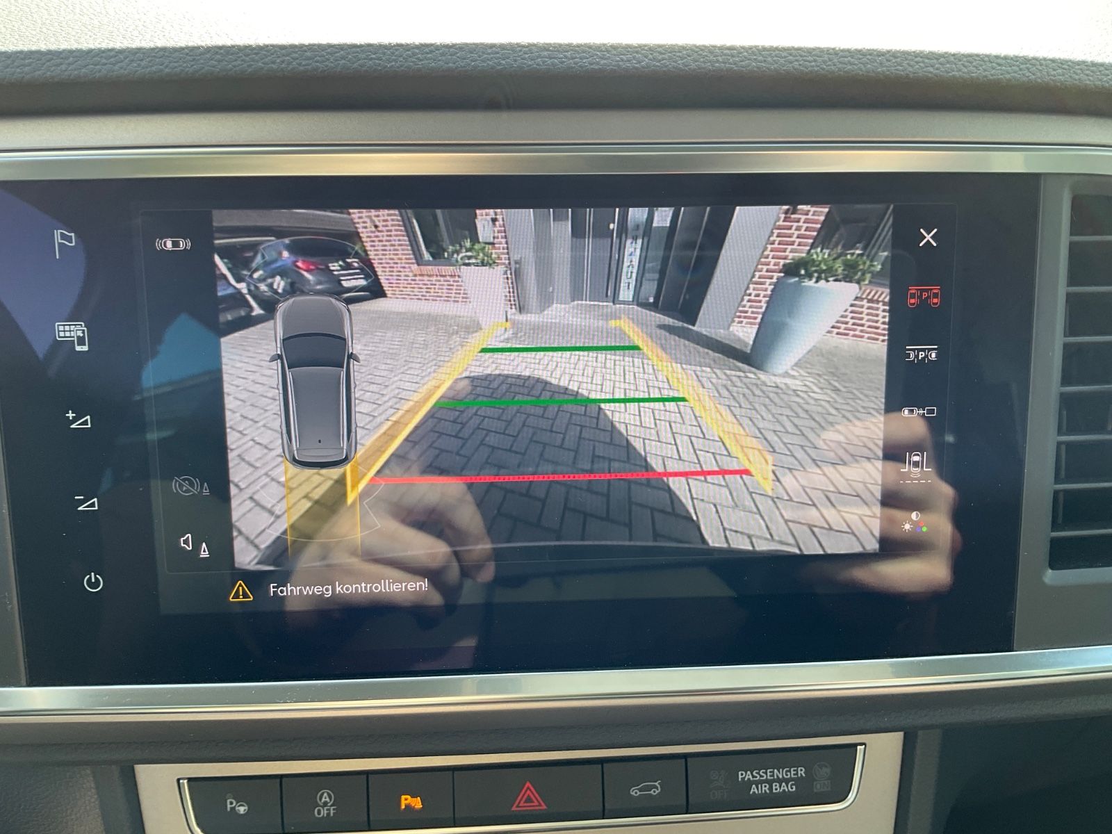 Fahrzeugabbildung SEAT Ateca 1.5 TSI Xperience DSG,LED,Kamera,Navi,GJR
