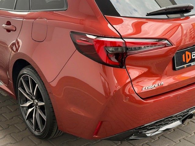 Fahrzeugabbildung Toyota Corolla Touring Sports 2.0l Hybrid 178PS GR!