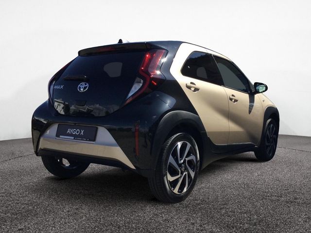 Aygo X 1.0 Teamplayer