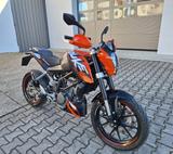 KTM 125 Duke ABS, 1. Hand, Service neu - KTM 125