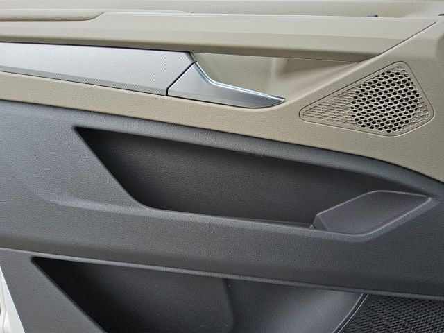 Multivan 1.5 l TSI Navi SHZ PDC