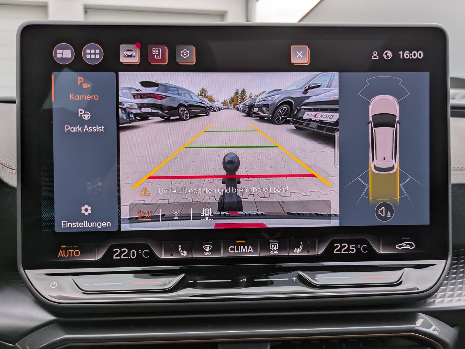 Fahrzeugabbildung CUPRA Leon 1.5 eTSI MATRIX*PANO*ALCAN.*AHK*SENN*Drive2