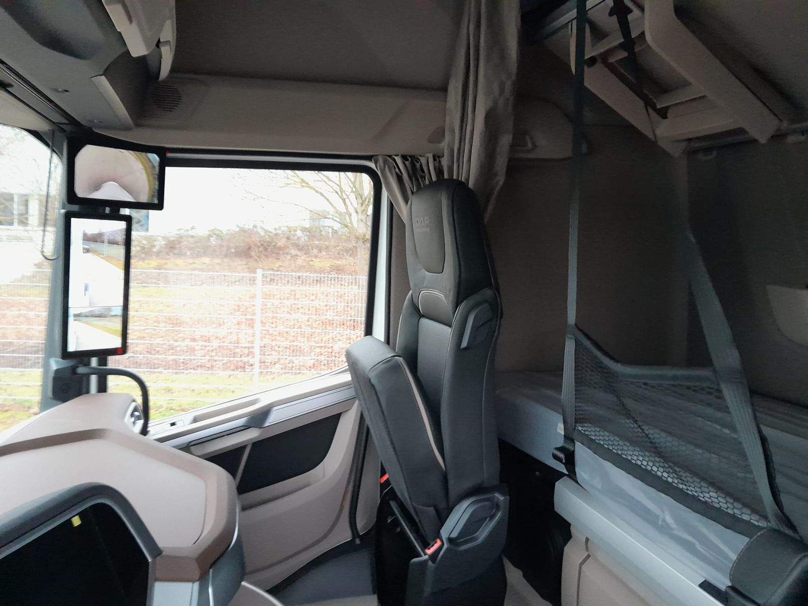 Fahrzeugabbildung DAF XG+ 530 FT