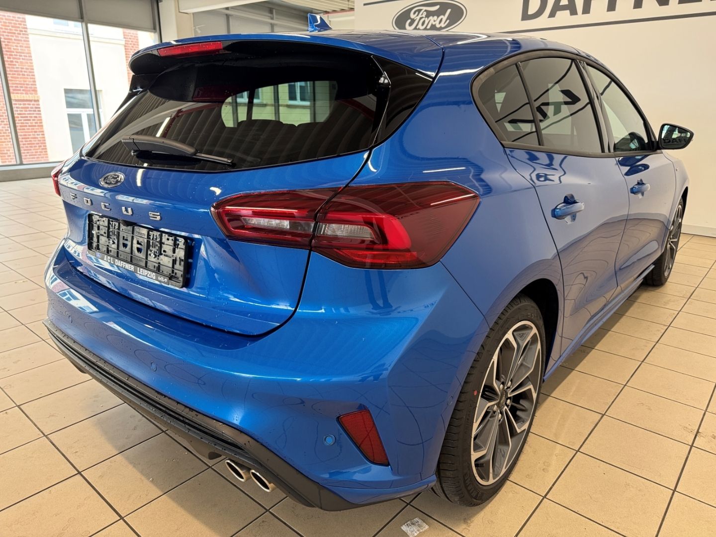Fahrzeugabbildung Ford Focus ST-Line X B&O VerkehrszeichenER LED Kamera