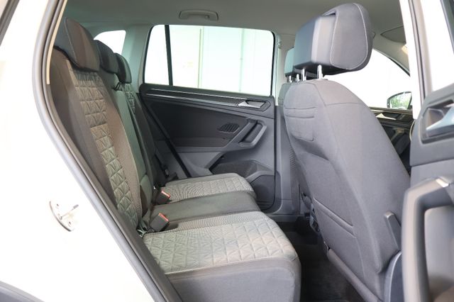 Volkswagen Tiguan Life 1.4 eHybrid AID+CARPLAY+ACC+LED+18"