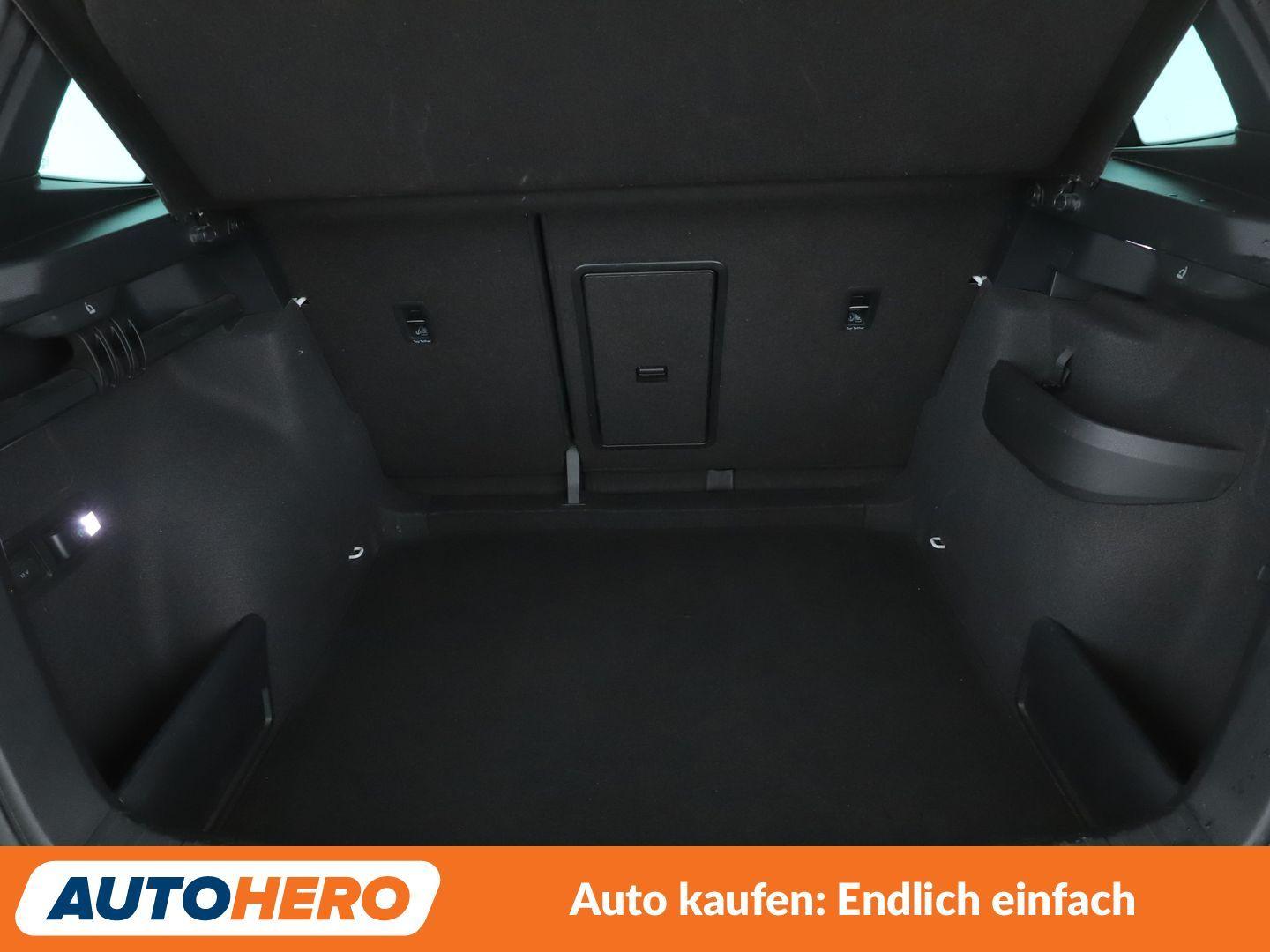 Skoda Karoq 1.5 TSI ACT SportLine*NAV*LED*TEMPO*PDC*SH