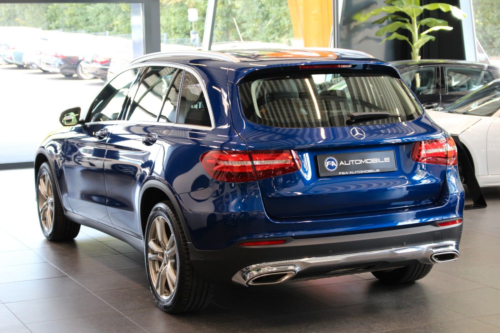 Fahrzeugabbildung Mercedes-Benz GLC 250 4Matic Kamera+LED+Navi+Klima