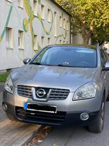 Nissan Qashqai J10 1.6 Familienfahrzeug - Nissan Qashqai J10 mit Benzin-Antrieb