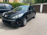 Peugeot 206 mit Klima 127000 km tüv 11.2025 - Peugeot 206 in Augsburg
