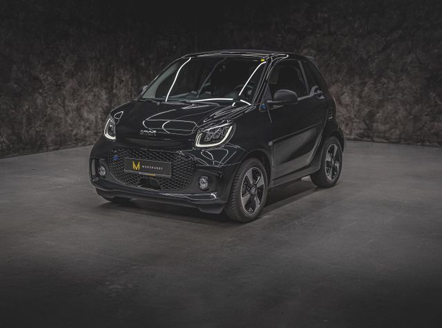 Smart ForTwo EQ cabrio passion EXCLUSIVE: PURE BLACK!