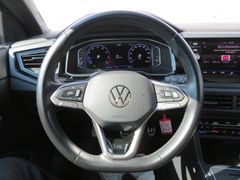 VW Taigo 1.5 TSI R-Line DSG RFK IQ.Light CarPlay VW Taigo 1.5 TSI R-Line DSG RFK IQ.Light CarPlay