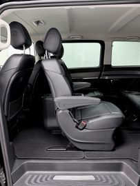 Mercedes V 250 - 9