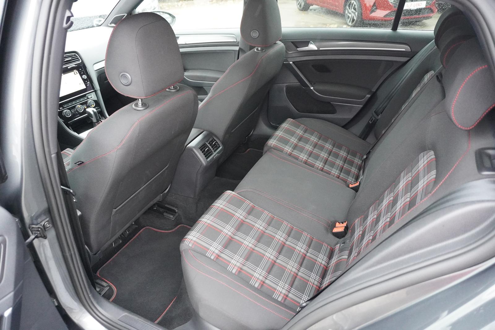 Volkswagen Golf VII 2.0 GTI Performance Navi Dynaudio ACC