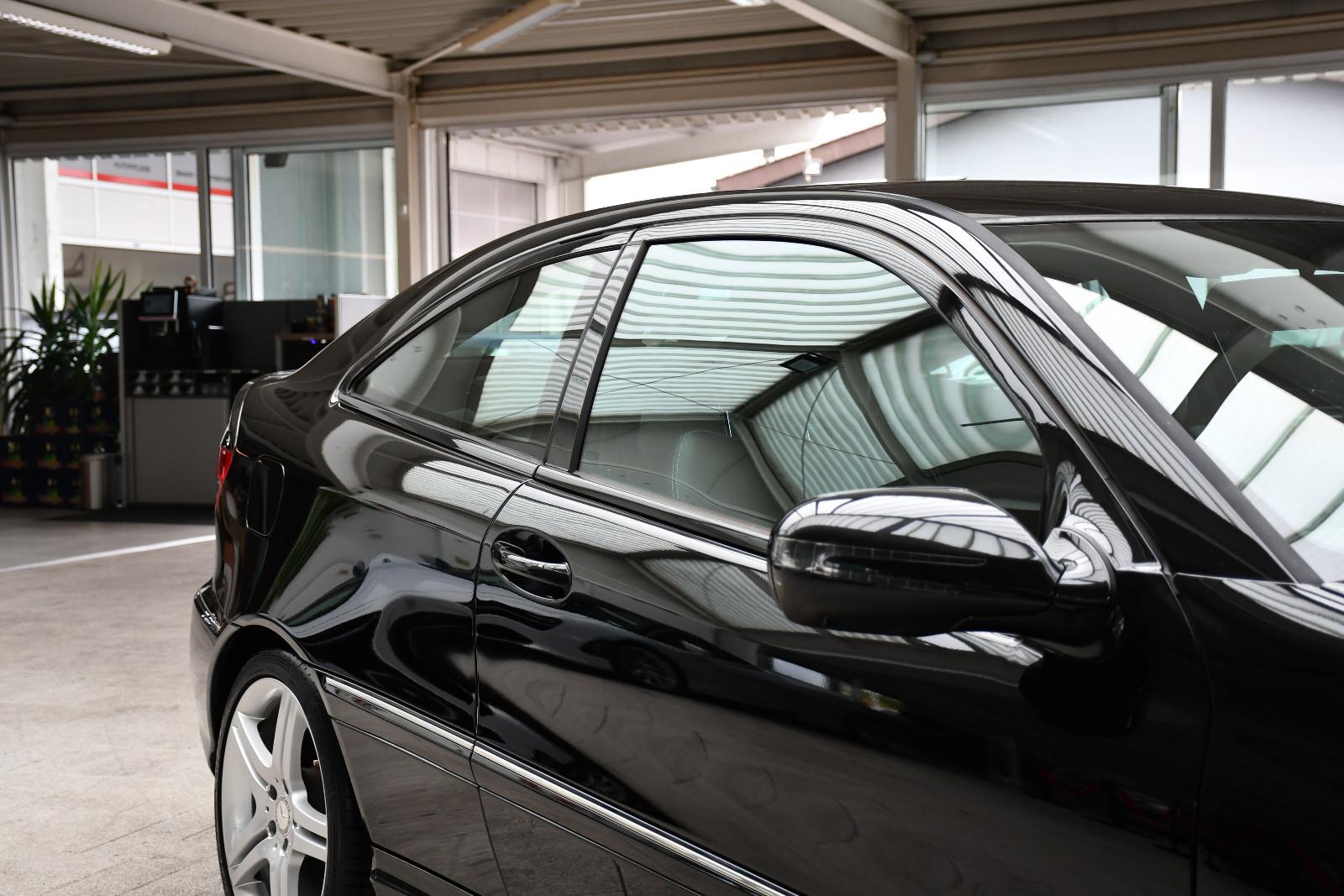 Mercedes-Benz CLC 200 CDI Sportpaket Bt Leder Tempomat 83Tkm