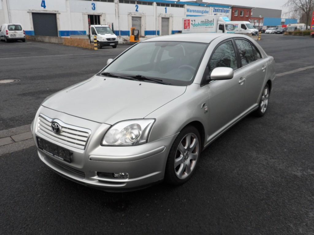 Toyota Avensis 2.0  Executive Liftback