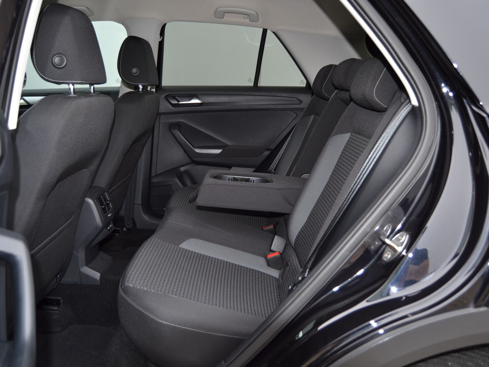 T-Roc 1.5 TSI Active AHK/STANDHEIZUNG/17-ZOLL/LE