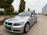 BMW 3 Touring 320d 1.Hand, BMW Scheckheft,Pano,Xenon - BMW 320 aus 2006: Kombi, 320d