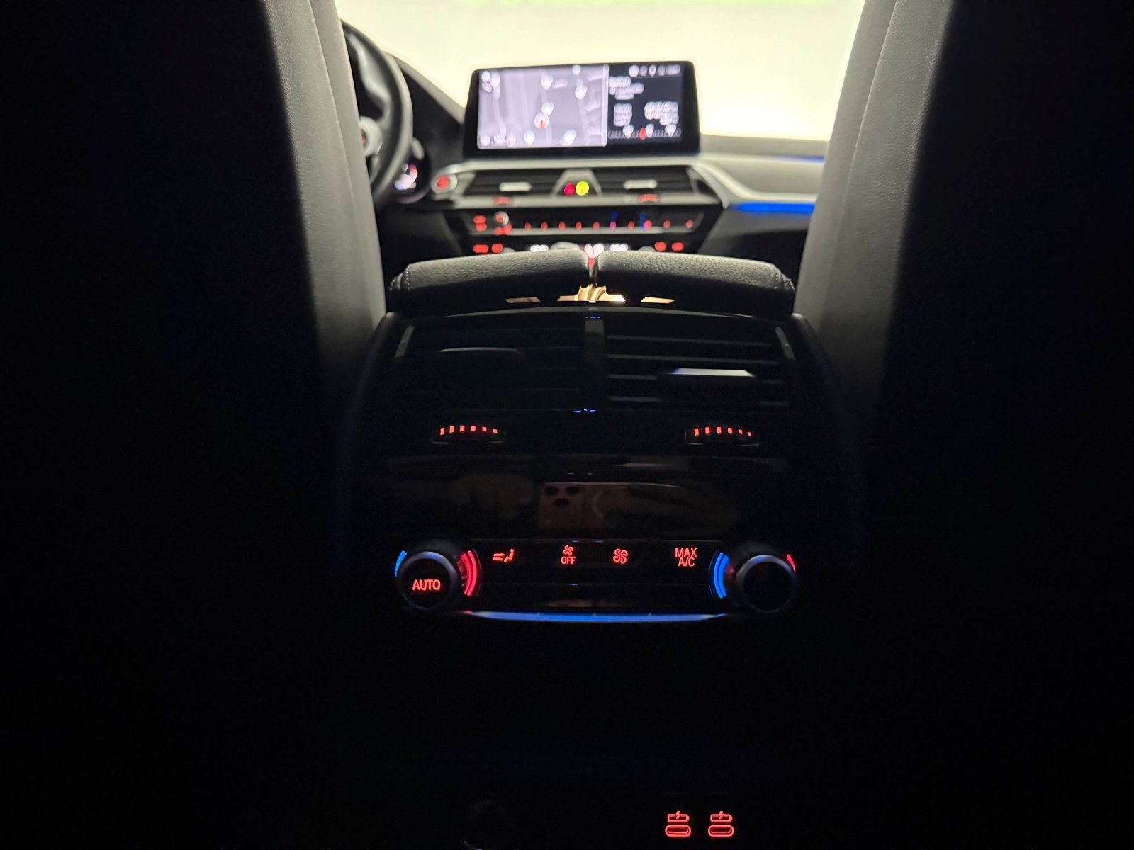 Fahrzeugabbildung BMW 530 d xDrive M SPORT/LASER/HuD/eGSD/FACELIFT