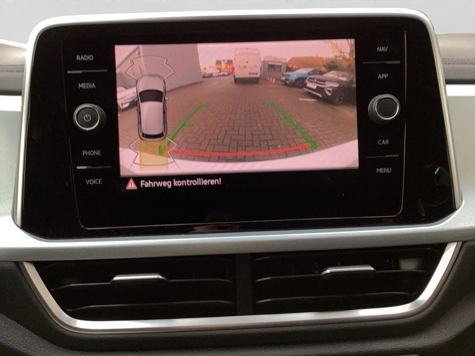 Volkswagen T-Roc - Bild 15