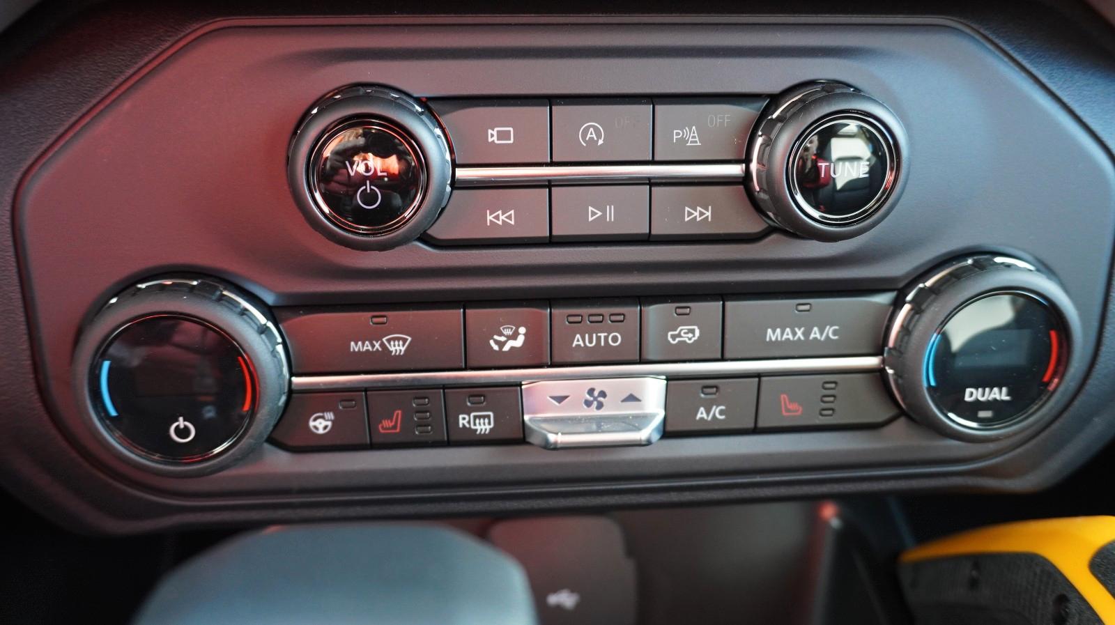 Ford Bronco Badlands 2.7L V6 AT 4x4 360Kam Navi B&O
