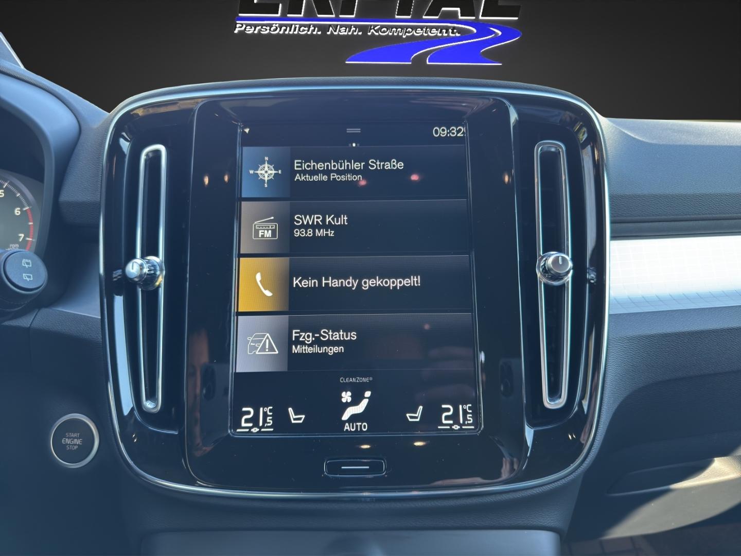 Volvo XC40 T3 Momentum Pro 2WD Navi Digitales Cockpit 