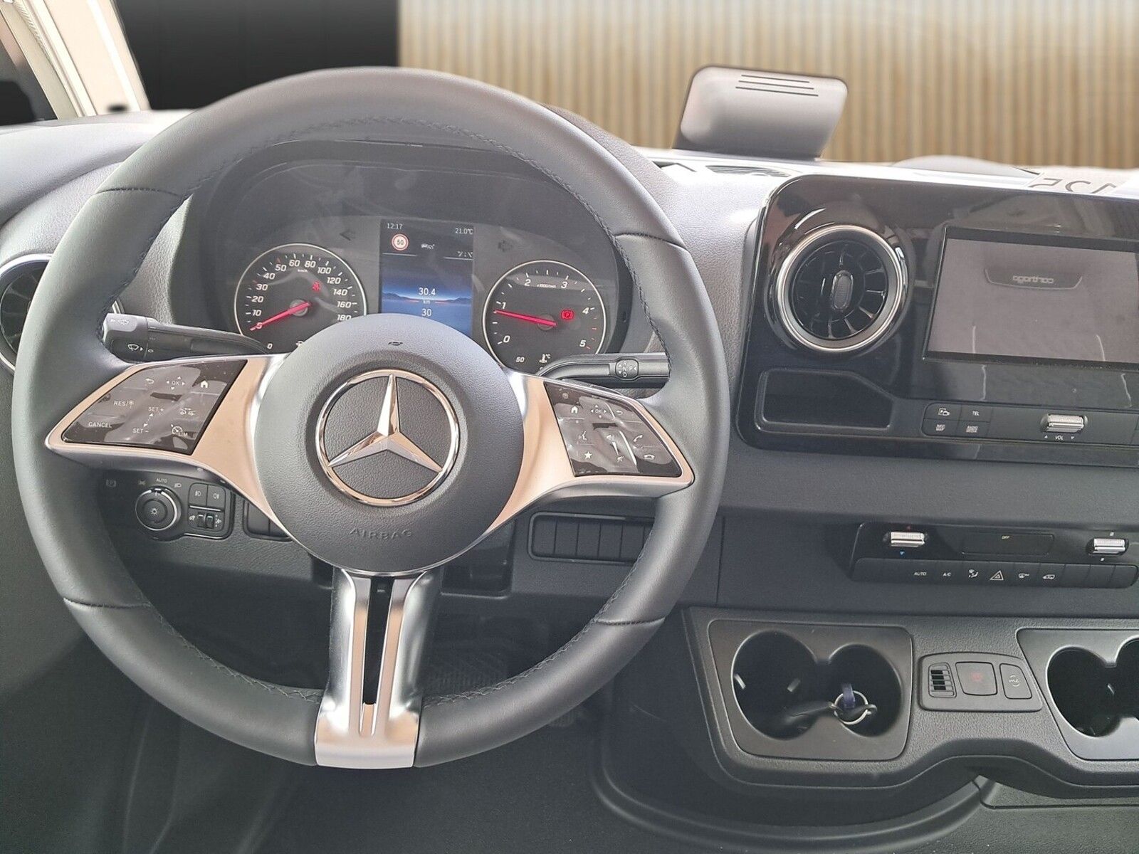 Fahrzeugabbildung Carthago C2-tourer I 145 RB LE comfort Navi, TV, Markise