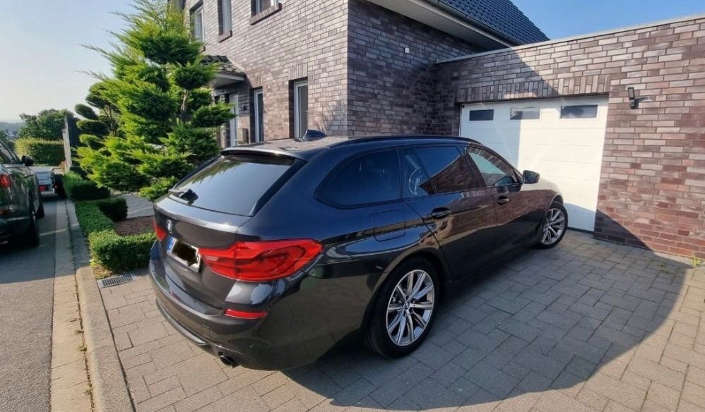 BMW 520d xDrive Touring A -
