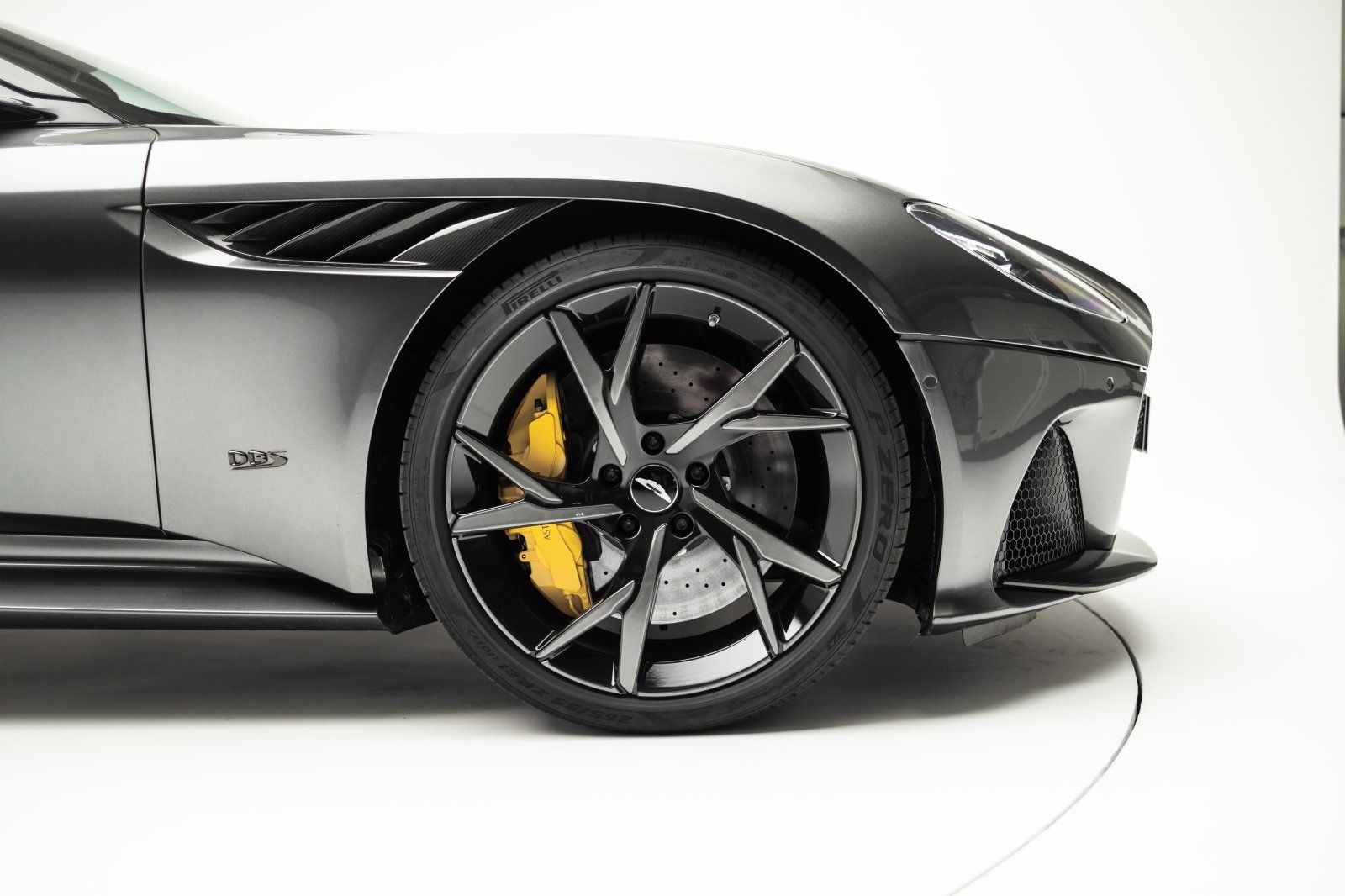 Aston Martin DBS (5.2 V12 FULL CARBON/1.Hand/Deutsches Fzg.)