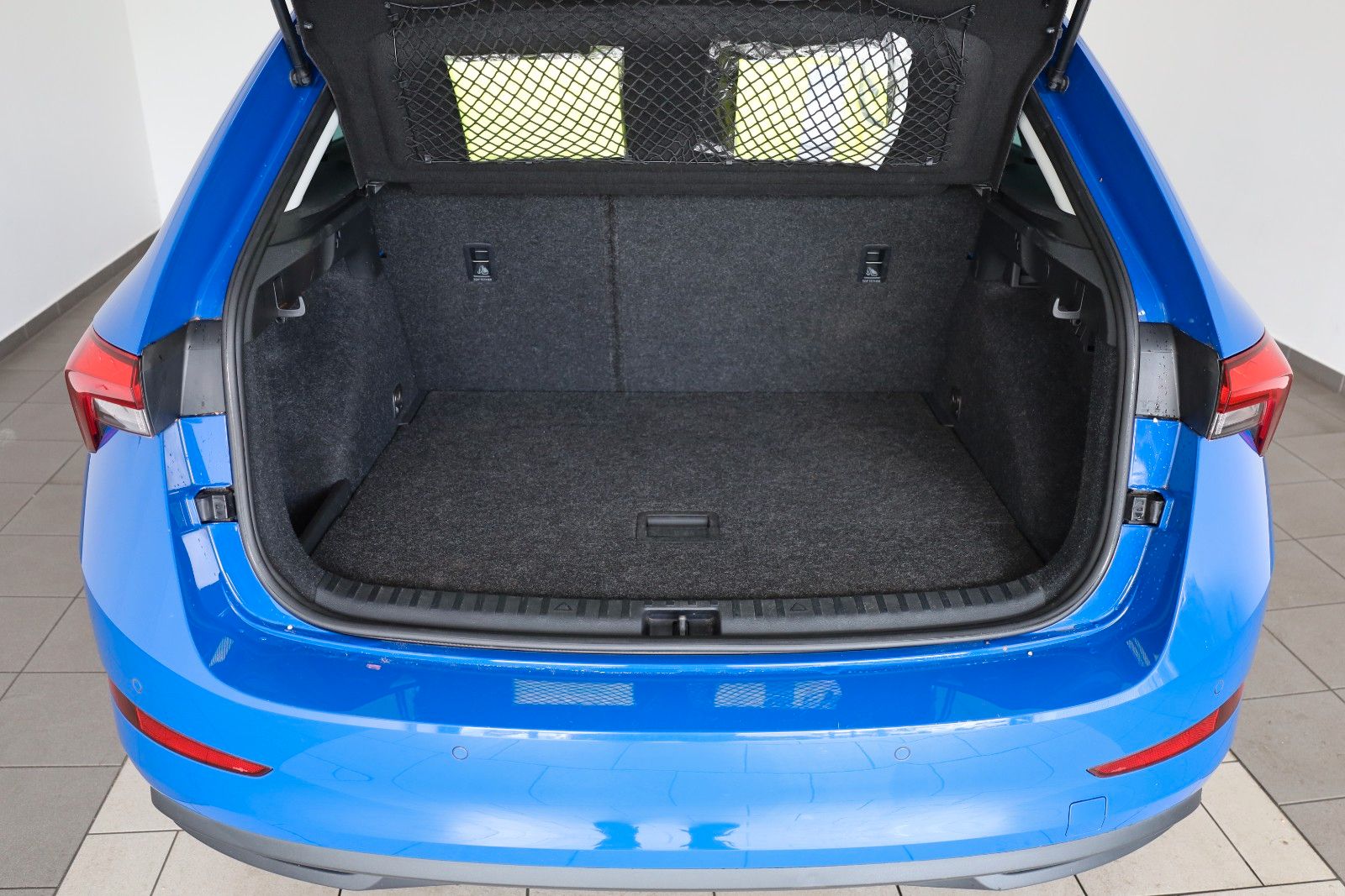 Fahrzeugabbildung SKODA Scala Drive 125 SH,PDC,LED,Kamera,8 fach bereift