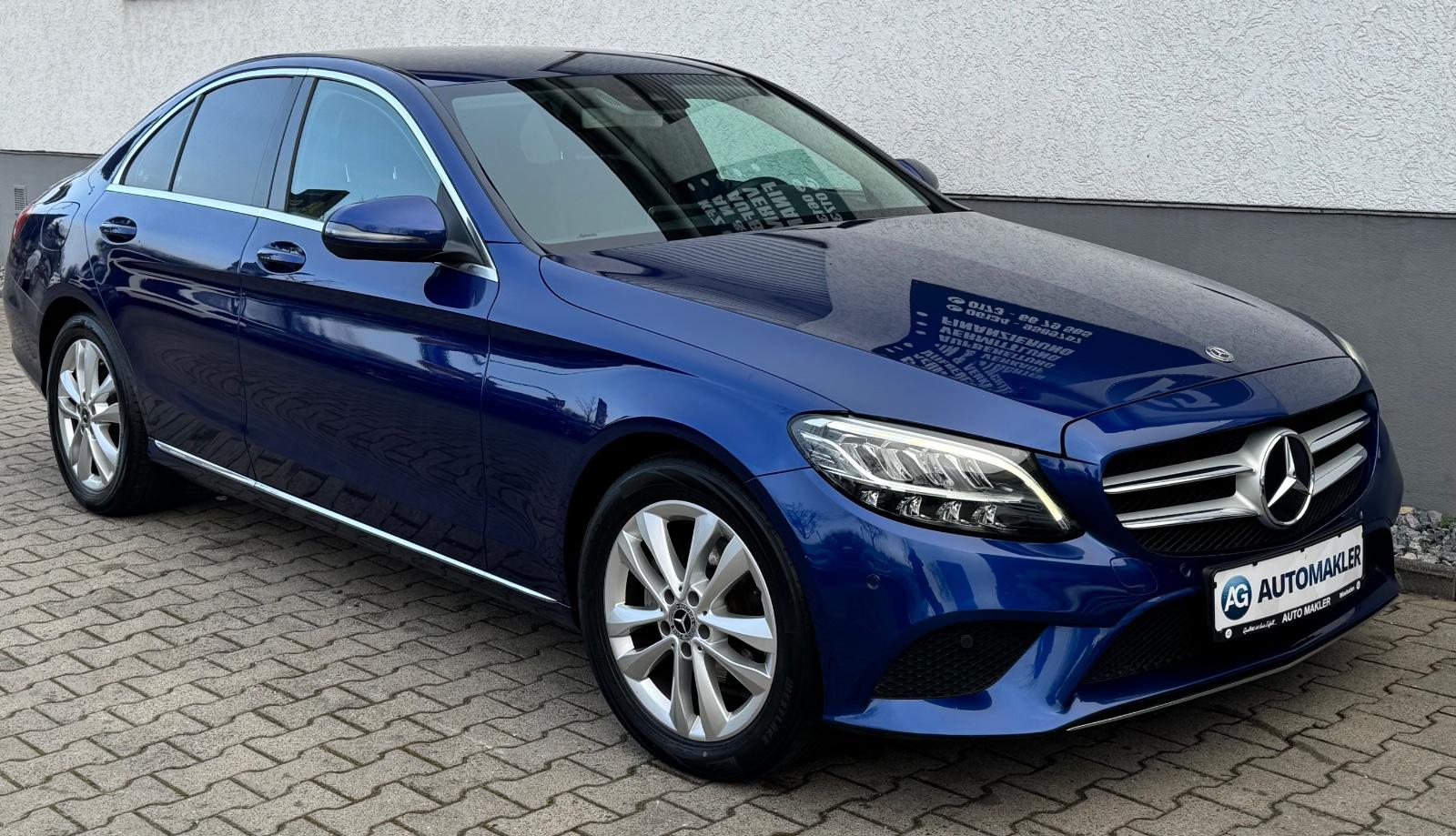 Mercedes-Benz C 180 CGI Avantgarde 9G Dis+ Kam. Amb. M.Beam As