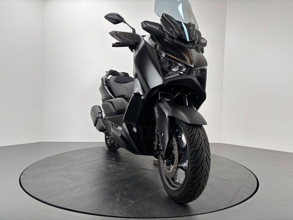 Fahrzeugabbildung Yamaha XMAX 300 TECHMAX *NEUWERTIG *TOPCASETRÄGER