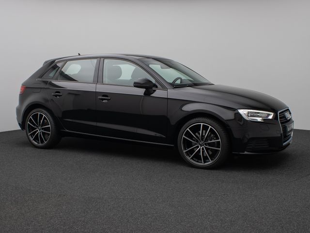 Foto Nummer 4: AUDI A3