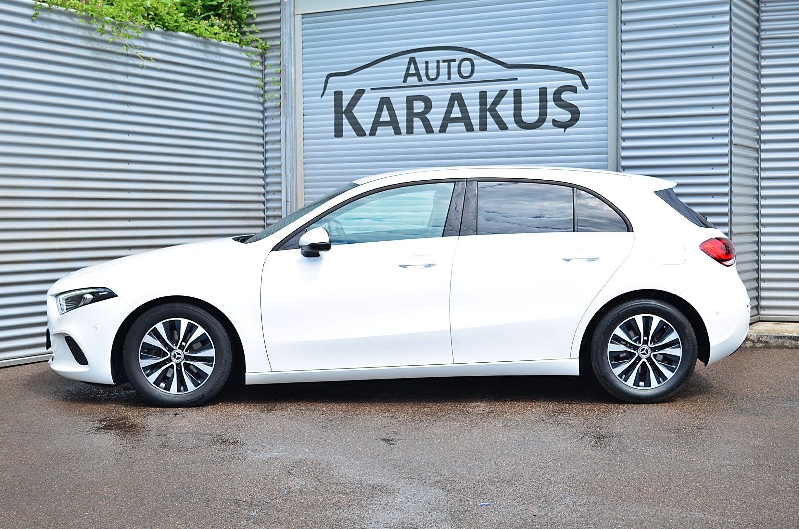 Mercedes-Benz A 180 NAVI LEDER MBUX R.KAM foto 5