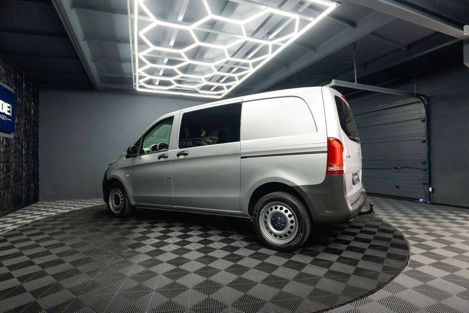 Fahrzeugabbildung Mercedes-Benz Vito Mixto 119 CDI 4MATIC kompakt *LED*Kamera*